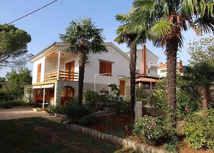 One-bedroom Near Sea 2 Διαμέρισμα Malinska