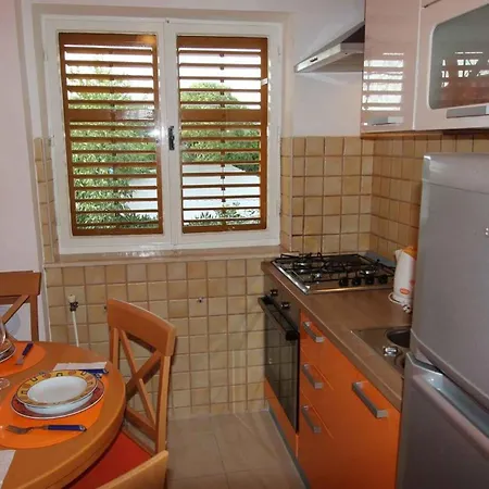 Apartment One-bedroom Near Sea 2